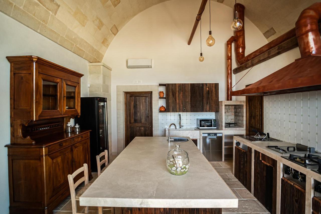 Masseria Torleanzi Wine Relais San Pietro Vernotico Exterior foto