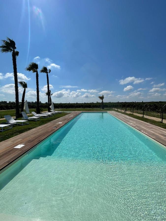 Masseria Torleanzi Wine Relais San Pietro Vernotico Exterior foto